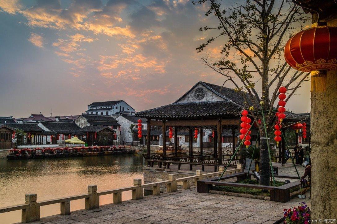 探索冷知识,尽在为什么过年要贴春联和门神呢?!